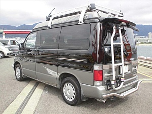 bongo exterior