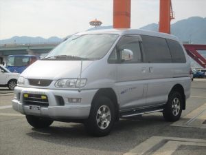 delica exterior