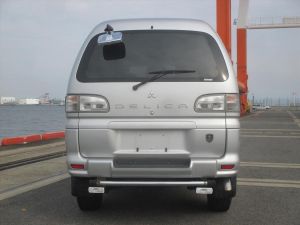 delica exterior