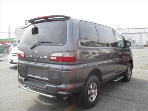 delica exterior