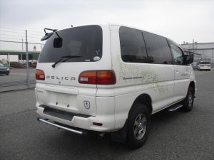 delica exterior