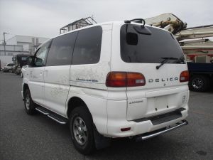 delica exterior