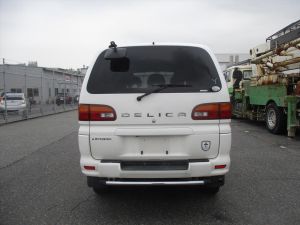 delica exterior