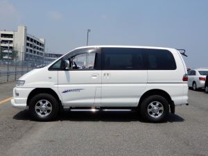 delica exterior