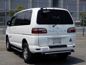 delica exterior