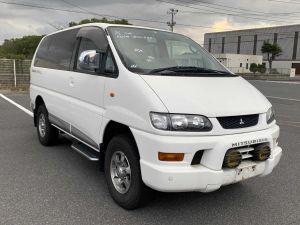 delica exterior