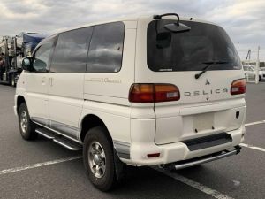 delica exterior